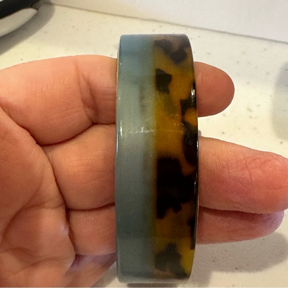 NWT J. Crew Bangle Bracelet- gold tone interior, faux tortoise & blue acrylic - Picture 9 of 14
